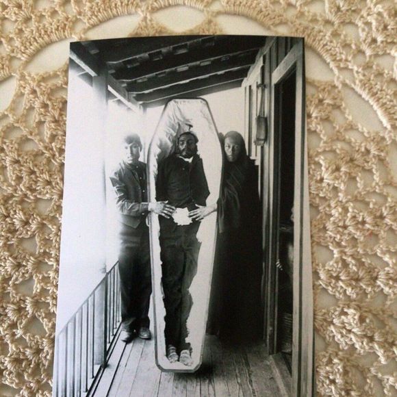 Post Mortem 2 Men Holding Dead Man in Casket Reprint Photo 4 x 6 - Picture 5 of 7